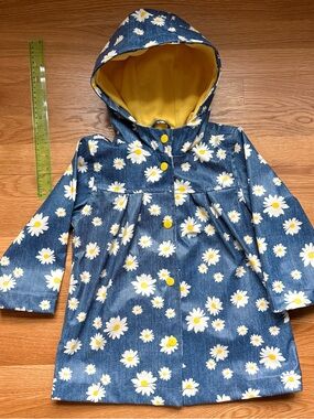 Girls Daisy Print Hooded Raincoat - Navy with Yellow Lining (3T)